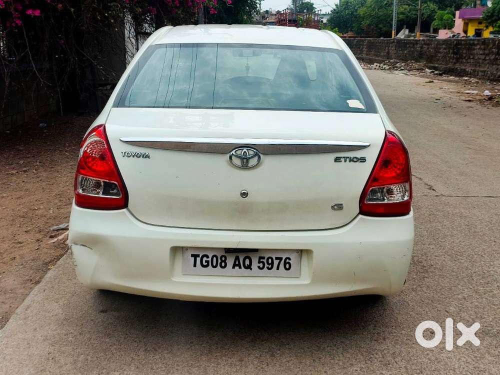 Toyota Etios 2010-2012 G, 2011, Petrol