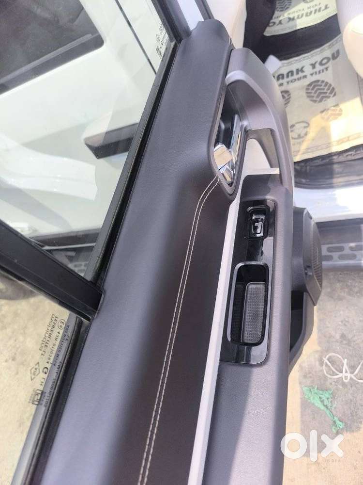 Mahindra Thar Roxx, 2025, Diesel