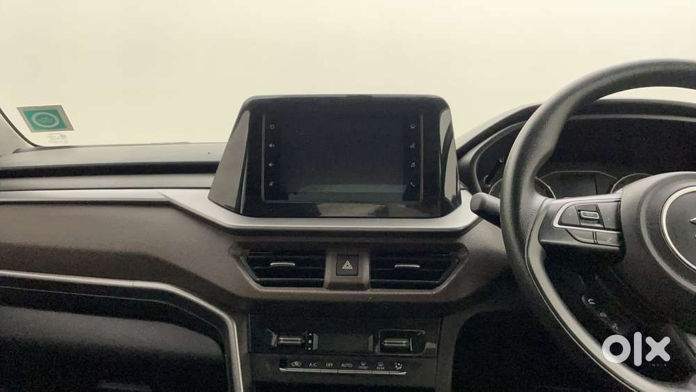 Maruti Suzuki Vitara Brezza 1.5 Zxi At, 2024, Petrol