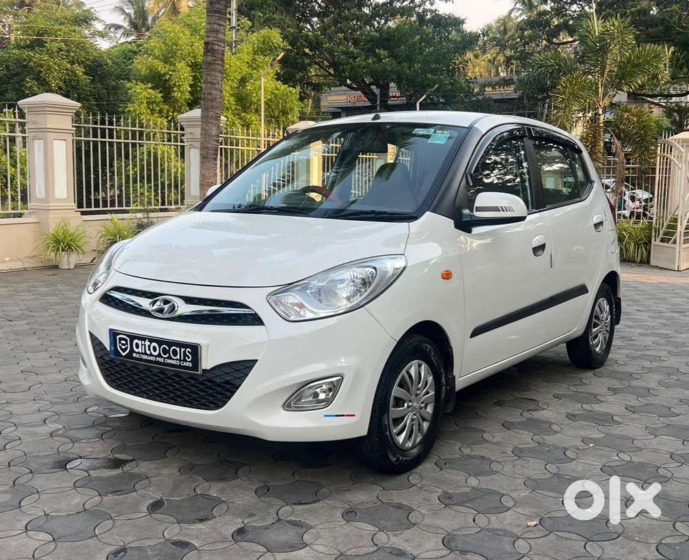 Hyundai I10 Sportz, 2015, Petrol