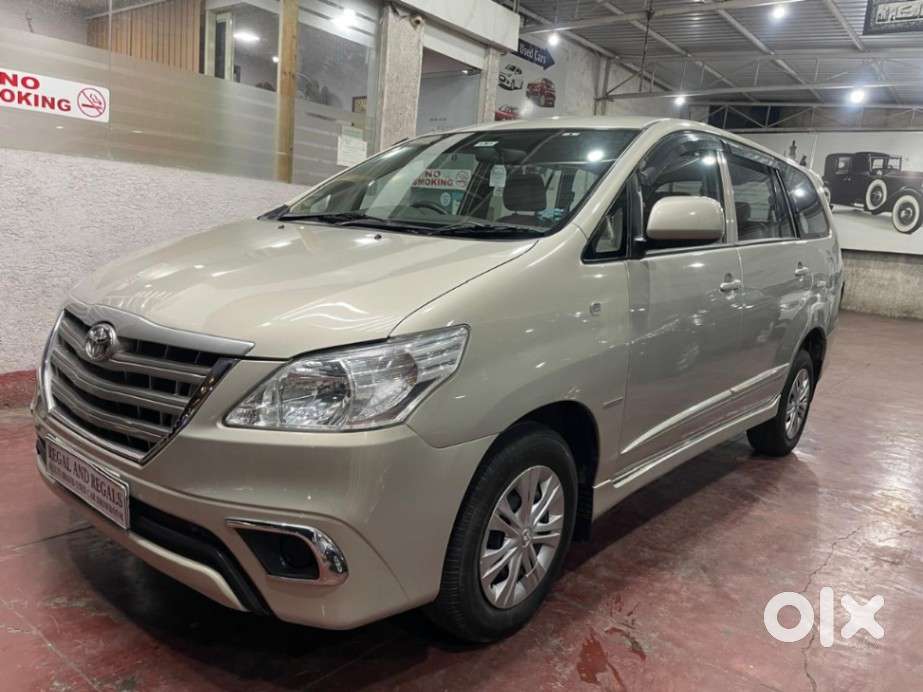 Toyota Innova 2.5 G (diesel) 8 Seater, 2014, Diesel