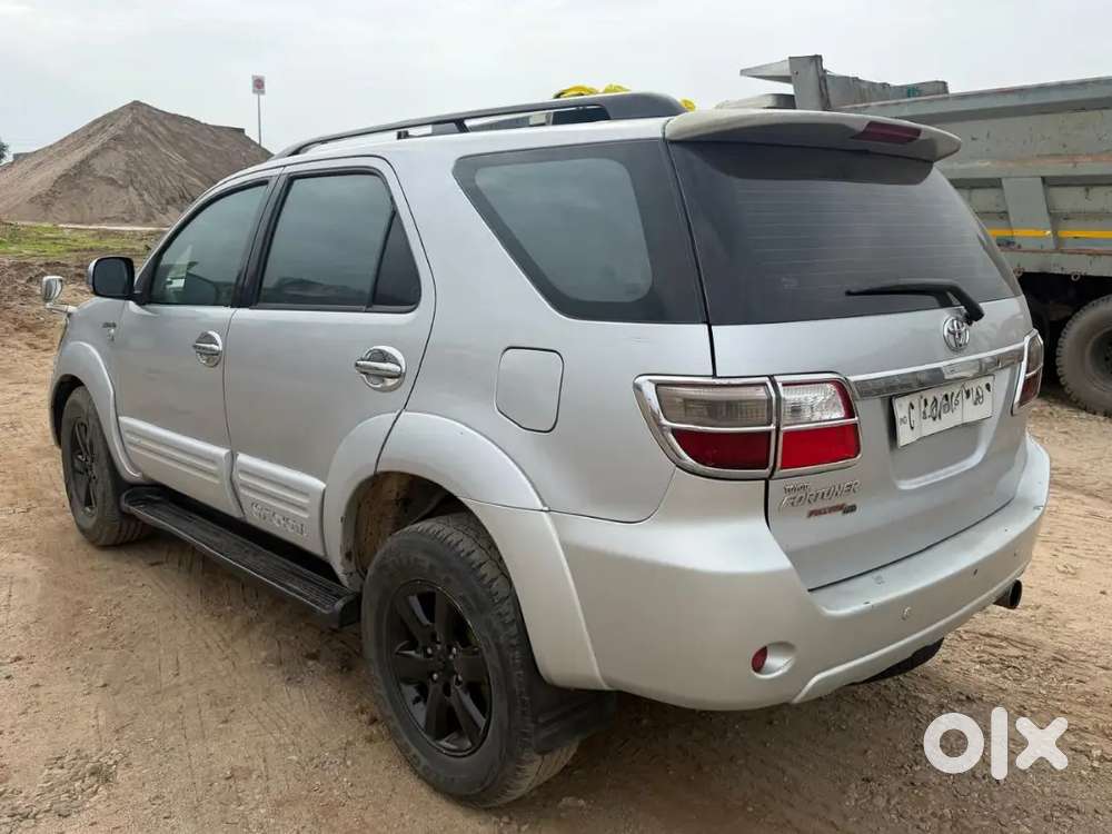Toyota Fortuner  2009 Diesel 170000 Km Driven