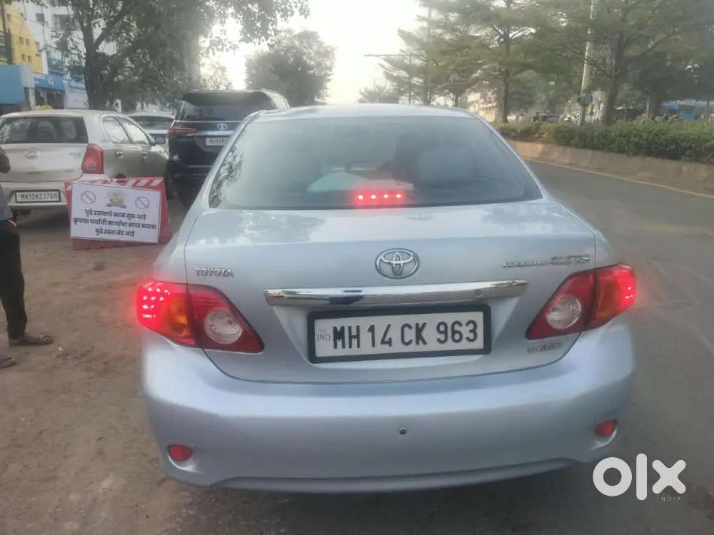 Toyota Corolla Altis 2010