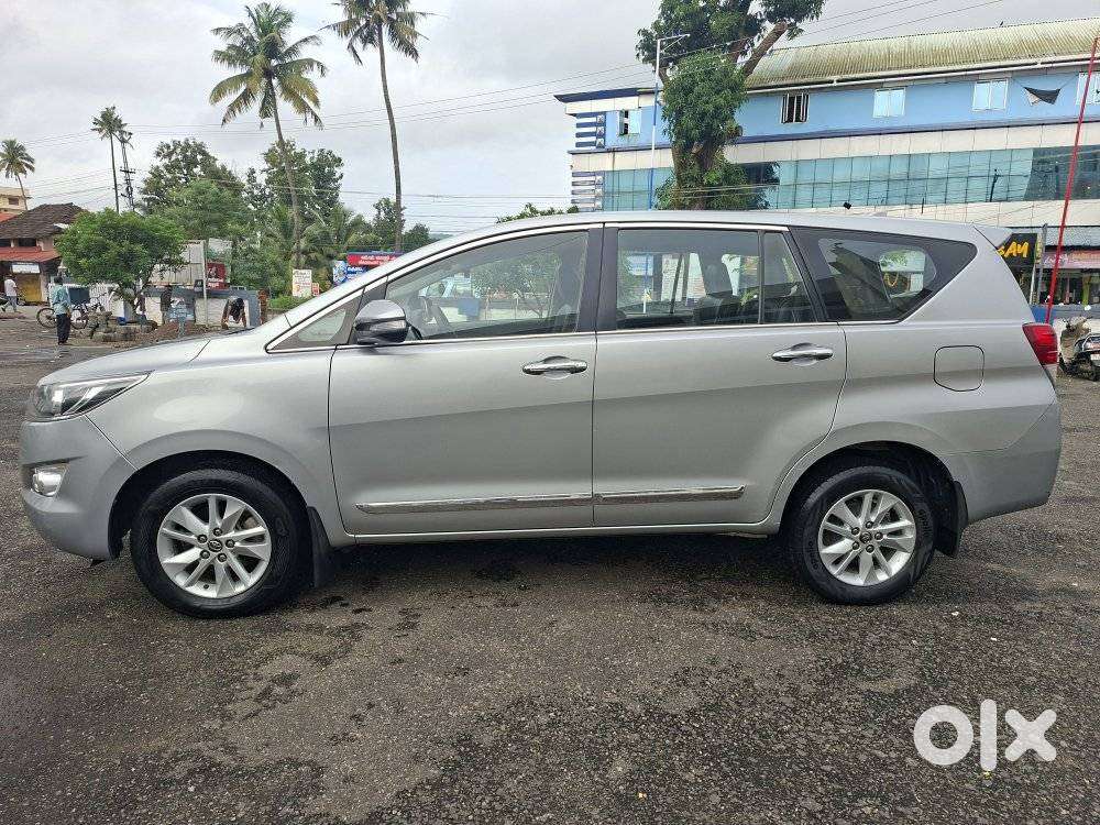 Toyota Innova Crysta 2.8 Gx At, 2016, Diesel