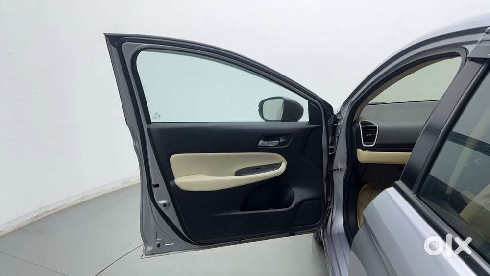 Honda City 1.5 V Mt, 2024, Petrol