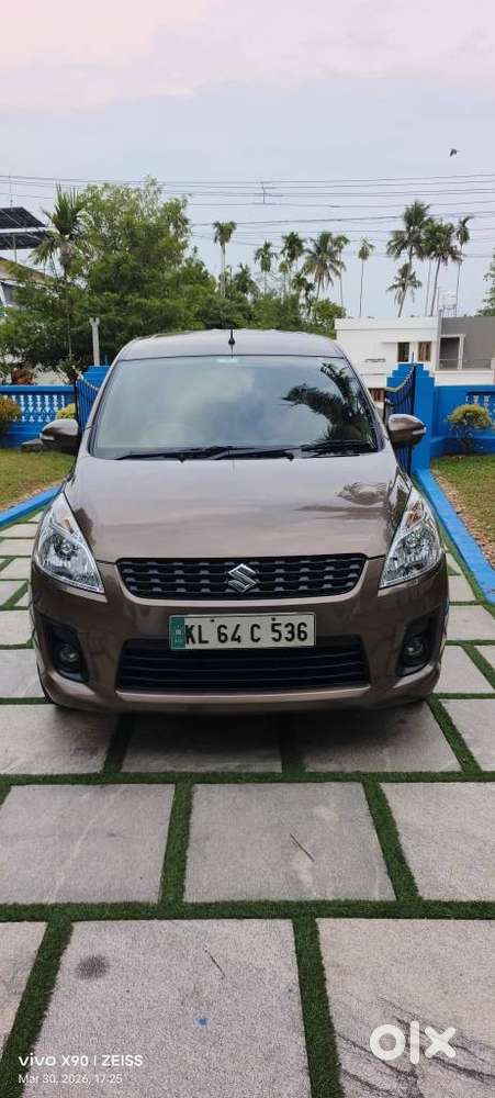 Maruti Suzuki Ertiga Vxi Shvs, 2014, Petrol