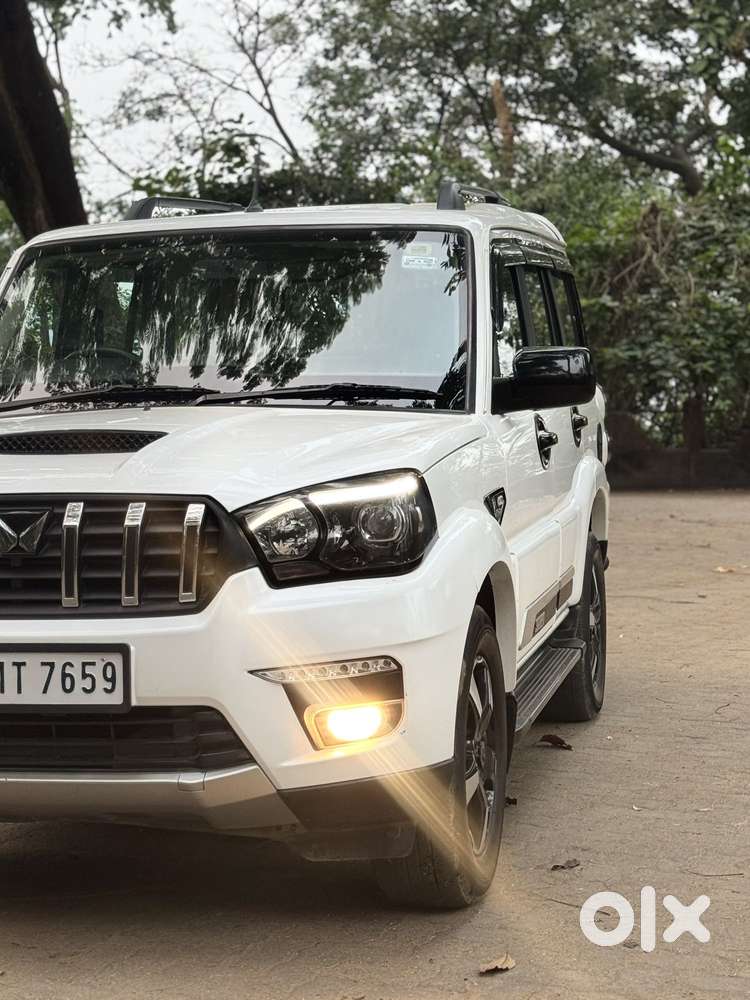 Mahindra Scorpio Classic 2.2 S 11 Mt 7 Str, 2024, Diesel