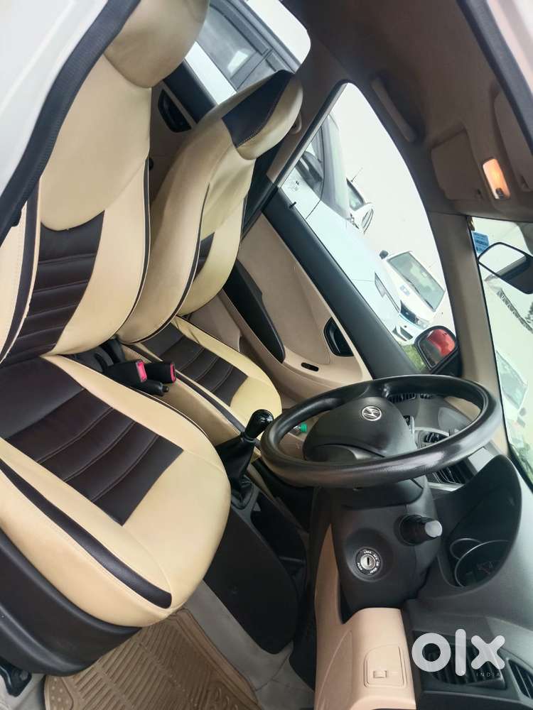 Hyundai Eon Magna +, 2012, Petrol