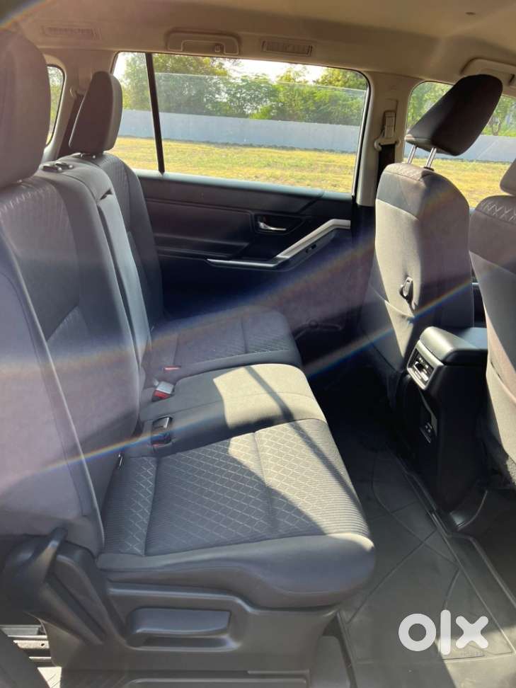 Toyota Innova Hycross 2.0 Gx 8 Str, 2024, Petrol