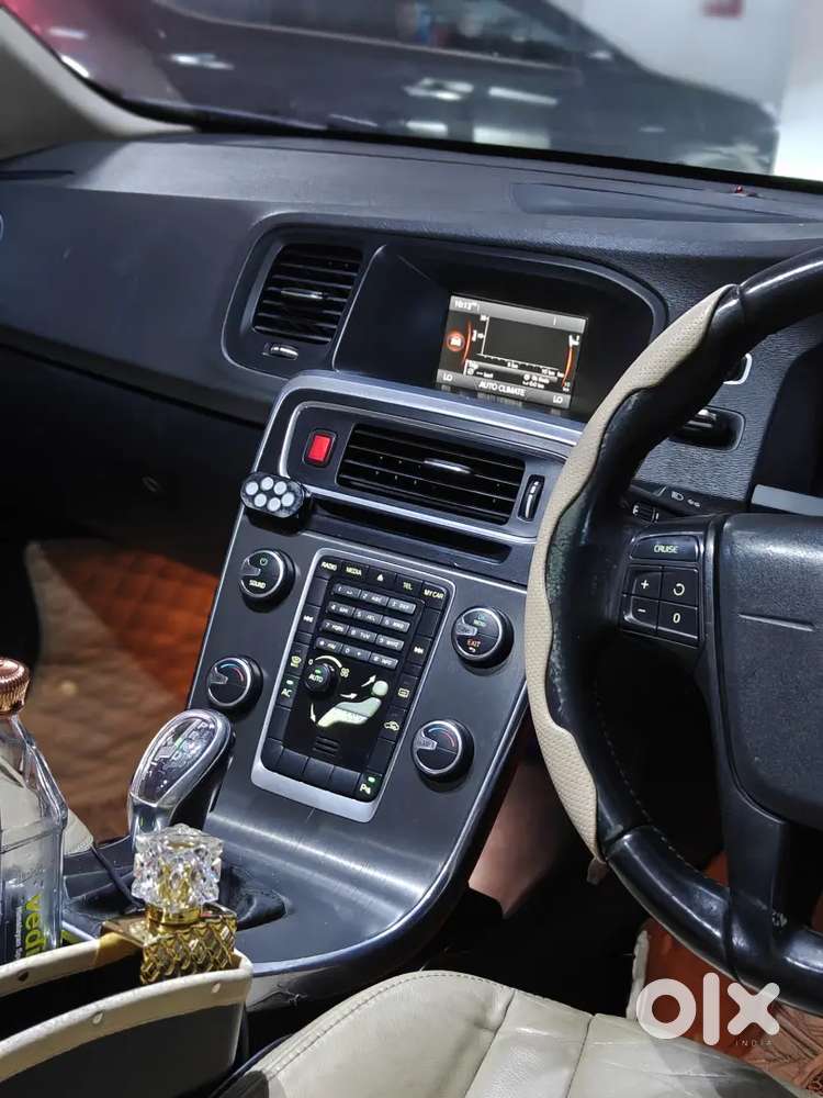 Volvo S60 2012 Diesel Well Maintained