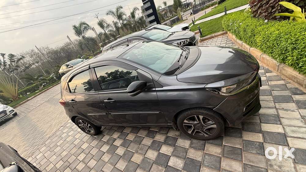 Tata Tiago Petrol 2021