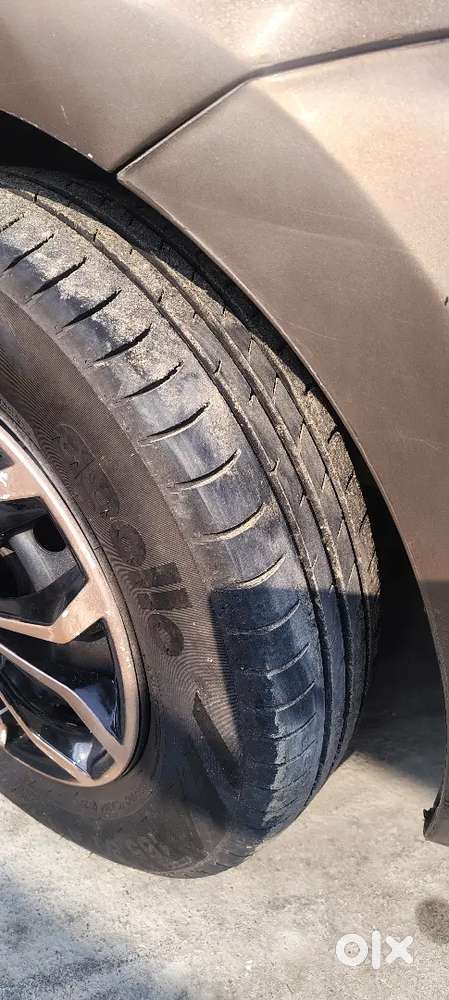 4 Windows Door Power Very Good Condition