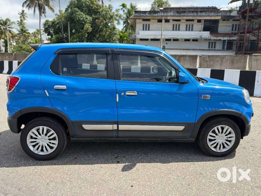 Maruti Suzuki S-presso Vxi Plus, 2022, Petrol
