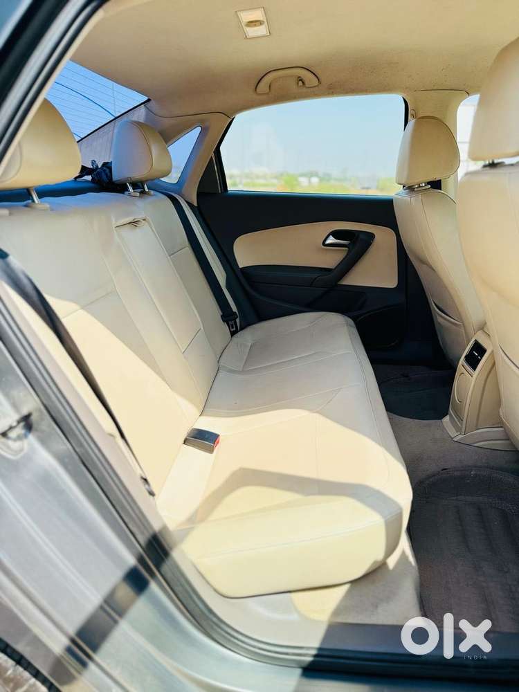 Volkswagen Vento Celeste 1.6 Highline, 2014, Diesel