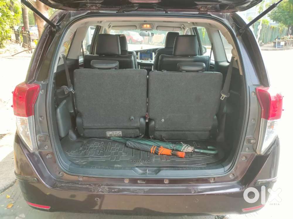 Toyota Innova 2.5 Vx 7 Seater Bs Iv, 2011, Diesel