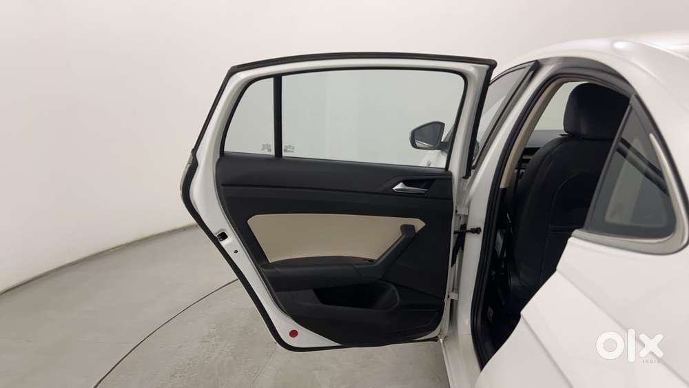 Skoda Slavia Style 1.5l Tsi Dsg, 2022, Petrol