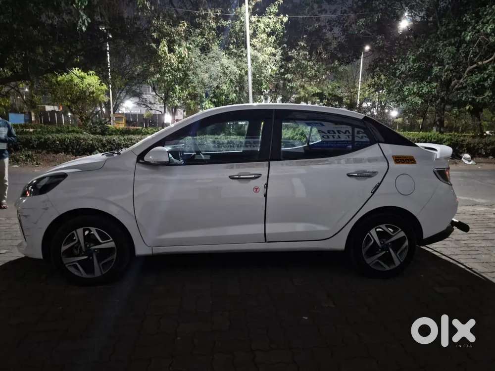 Hyundai Aura Petrol + Cng 2024