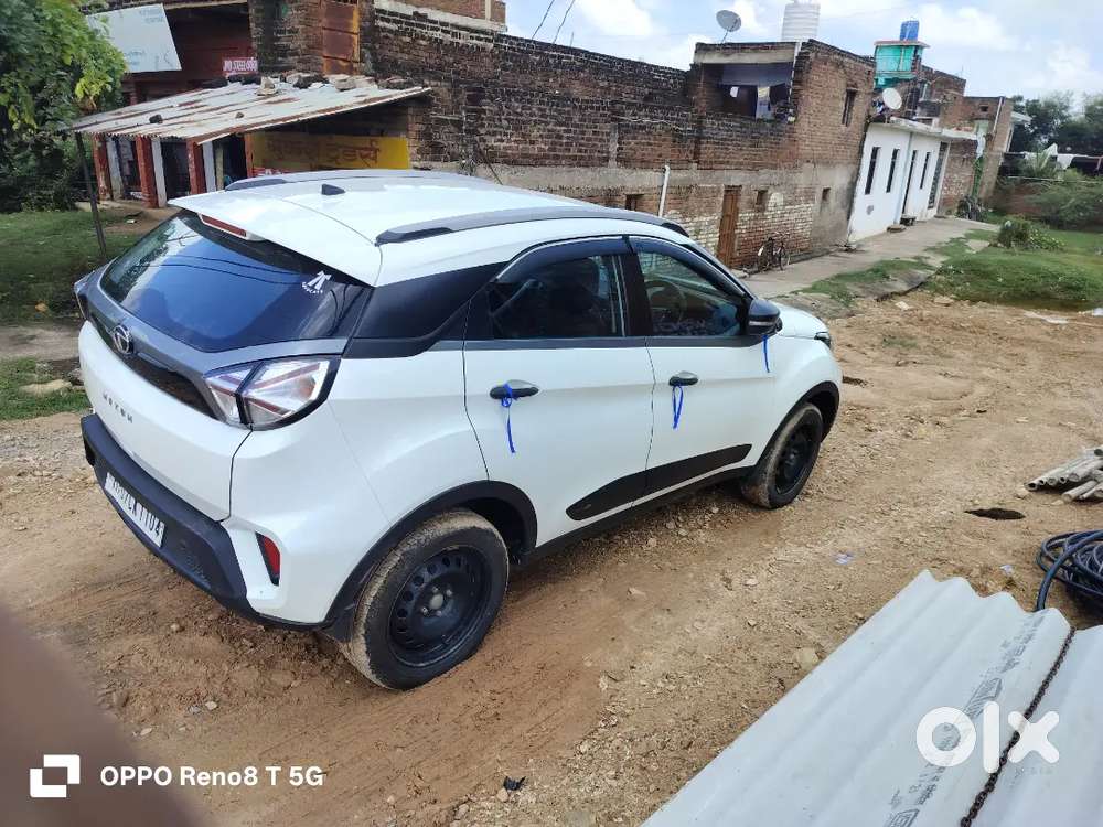 Tata Nexon 2023 Diesel 700000 Km Driven New Condition No Damage