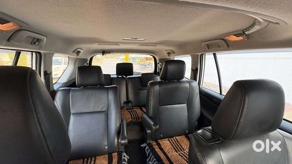 Toyota Innova Crysta [2020-ongoing] 2.7 Gx Mt 7 Str, 1998, Diesel