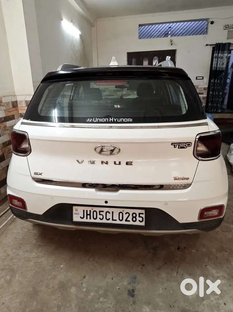 Hyundai Venue 2019 Petrol (good Condition)
