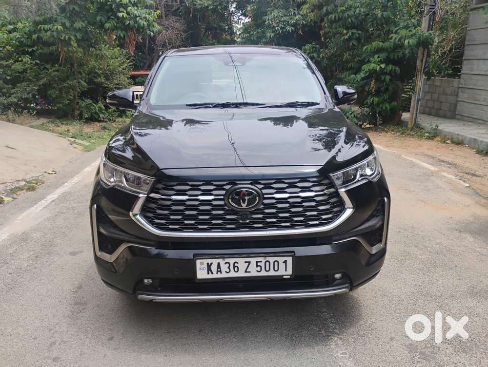 Toyota Innova Hycross 2.0 Zx Hybrid 7 Str, 2025, Petrol