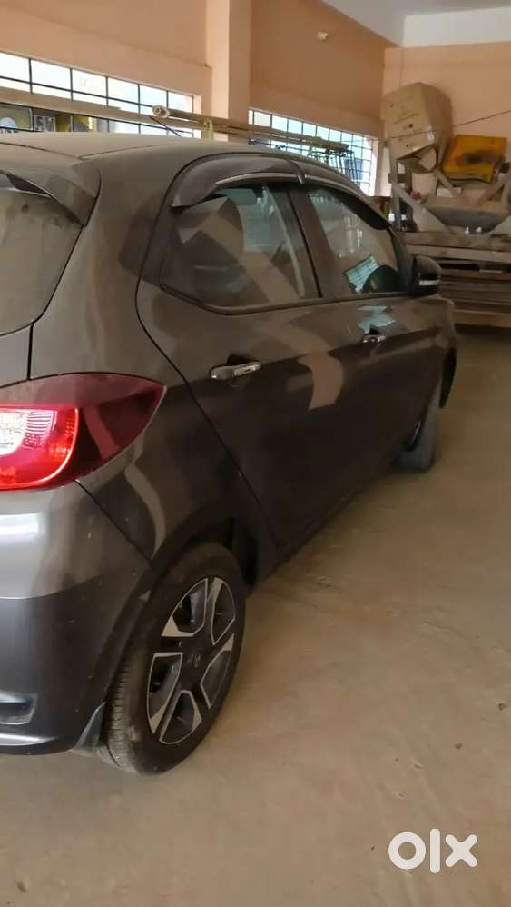 Tata Tiago 2024 Petrol 5300 Km Driven