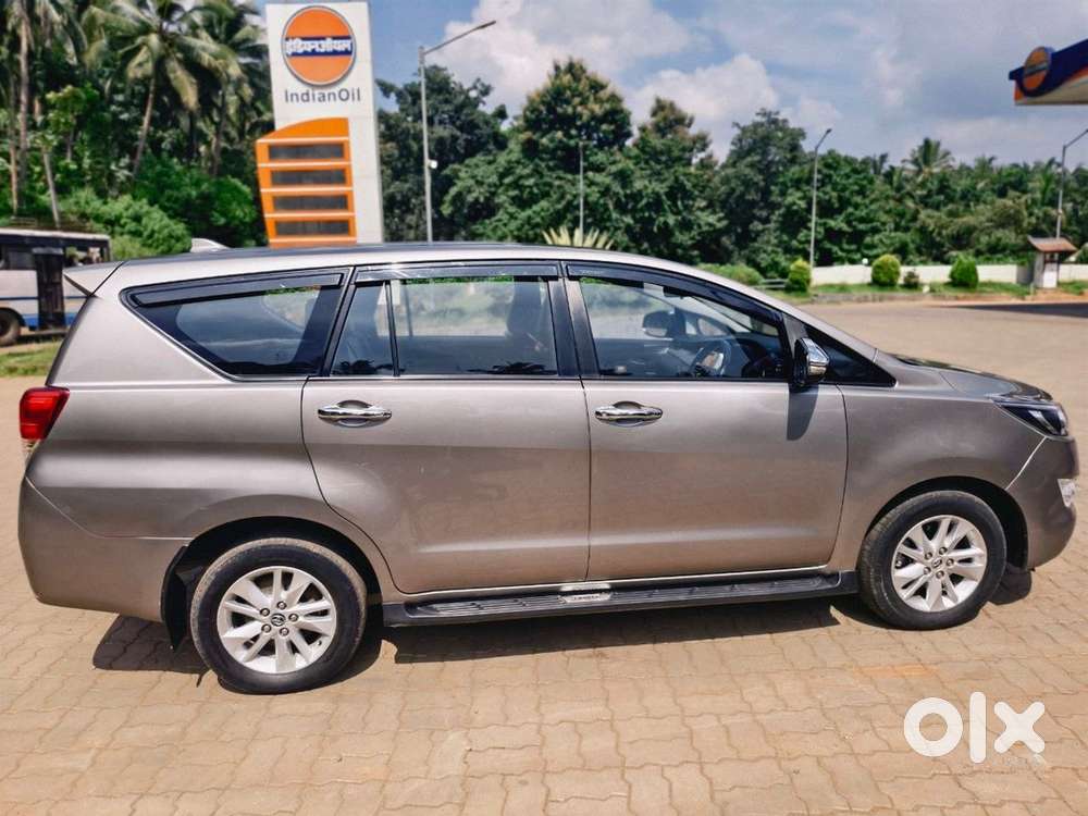 Toyota Innova Crysta 2019
