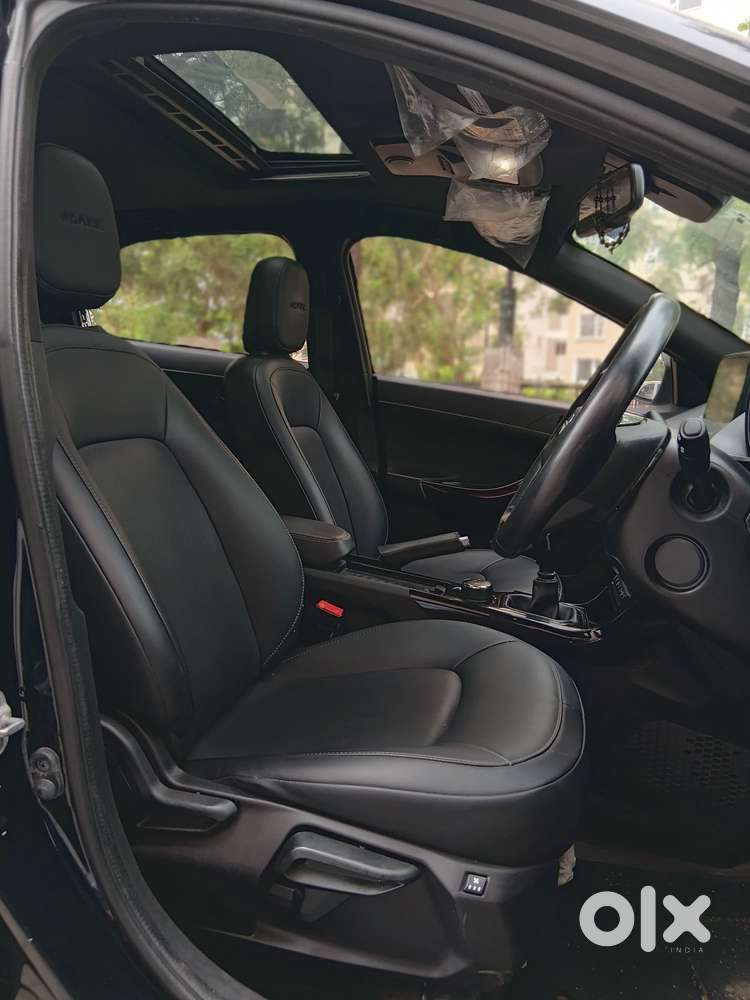 Tata Nexon Xz Plus Luxs, 2023, Petrol