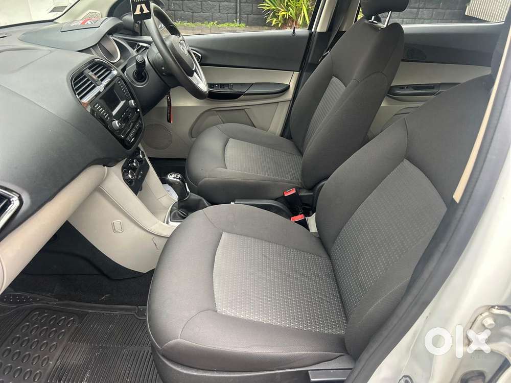 Tata Tiago 1.2 Revotron Xz (o), 2017, Petrol