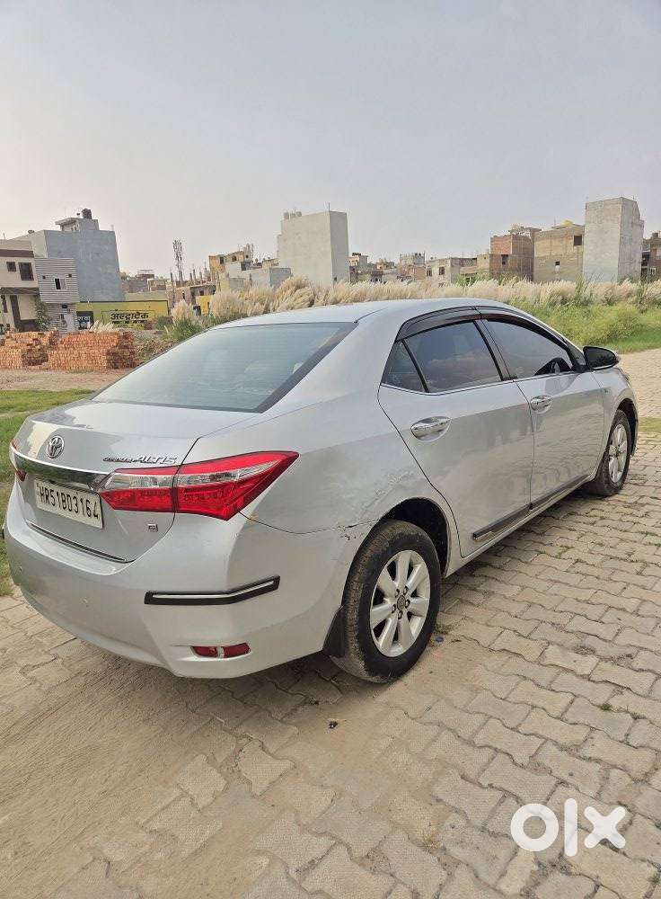 Toyota Corolla Altis 1.8 Gl, 2015, Petrol