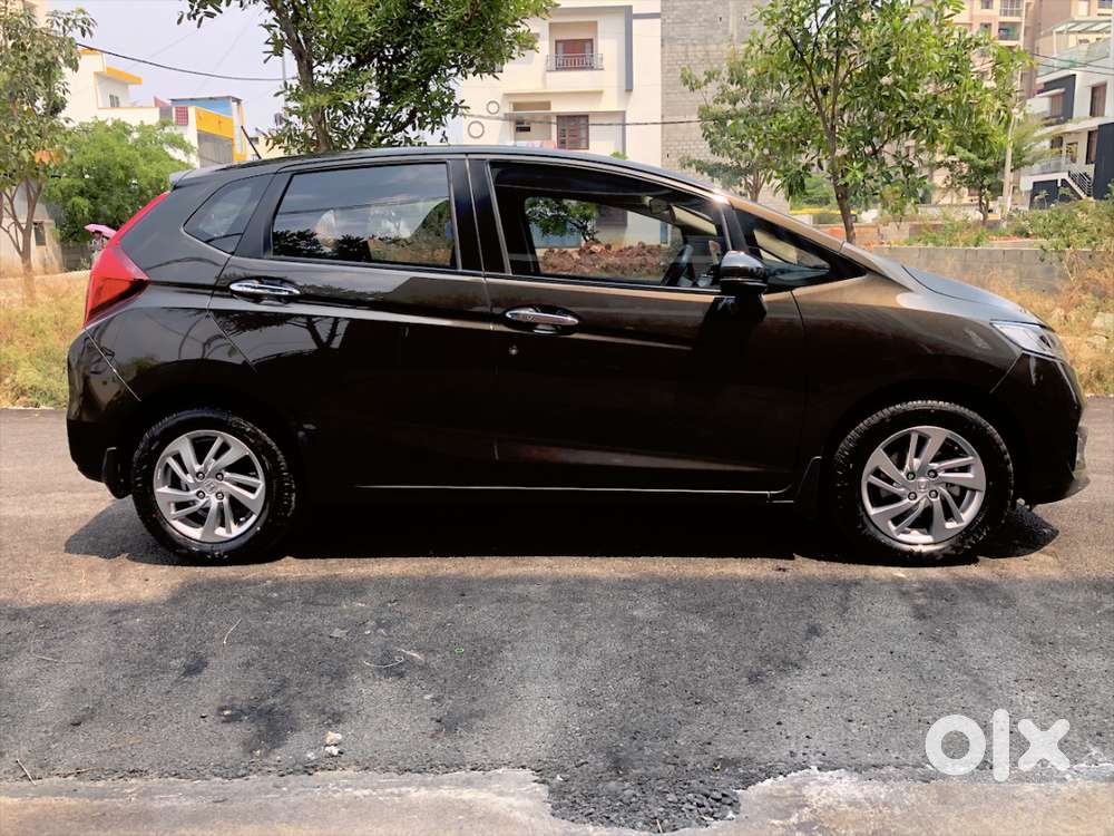 Honda Jazz Zx Cvt - 2020 Petrol Very Well-maintained