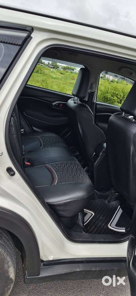 Toyota Urban Cruiser Hyryder 1.5 G Hybrid, 2025, Petrol