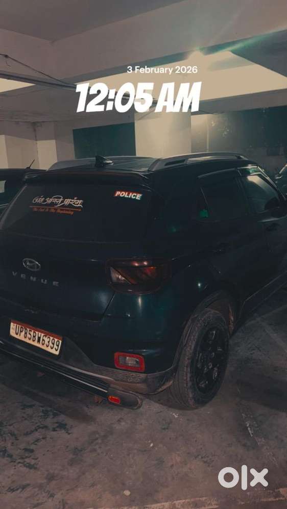 Hyundai Venue 2021 Petrol Well Maintained