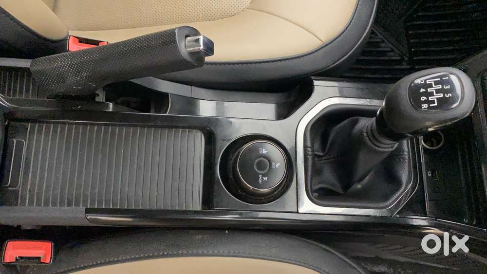 Tata Nexon 1.2 Revotron Xz Plus Premium, 2022, Petrol