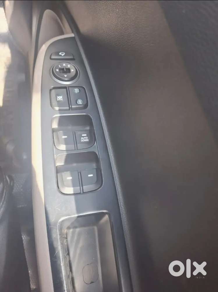 Hyundai Grand I10 2019 Sportz Dual Tone