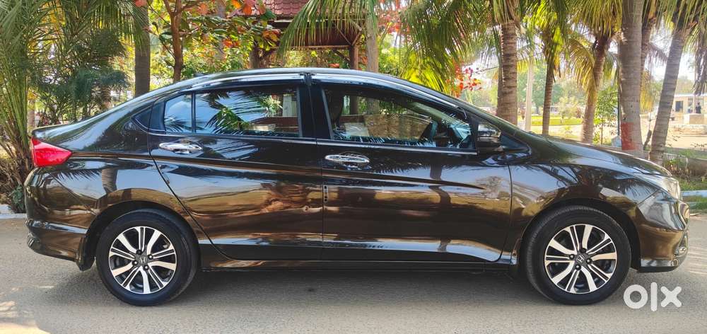 Honda City I-vtec V, 2018, Petrol