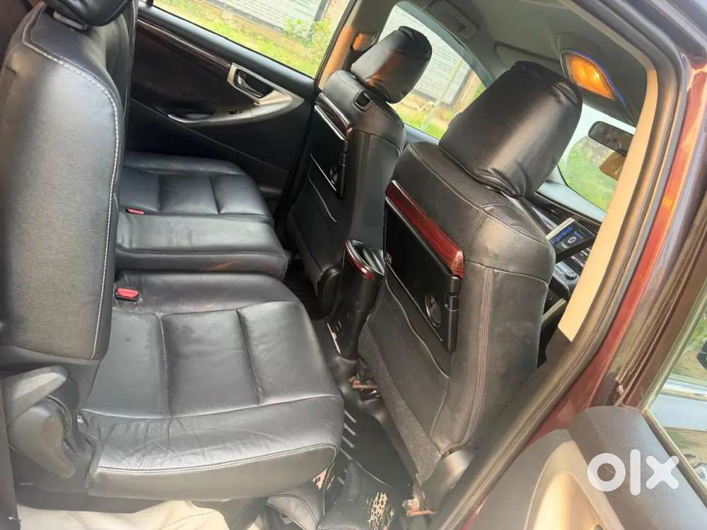 Toyota Innova Crysta 2017 Diesel 7-seater