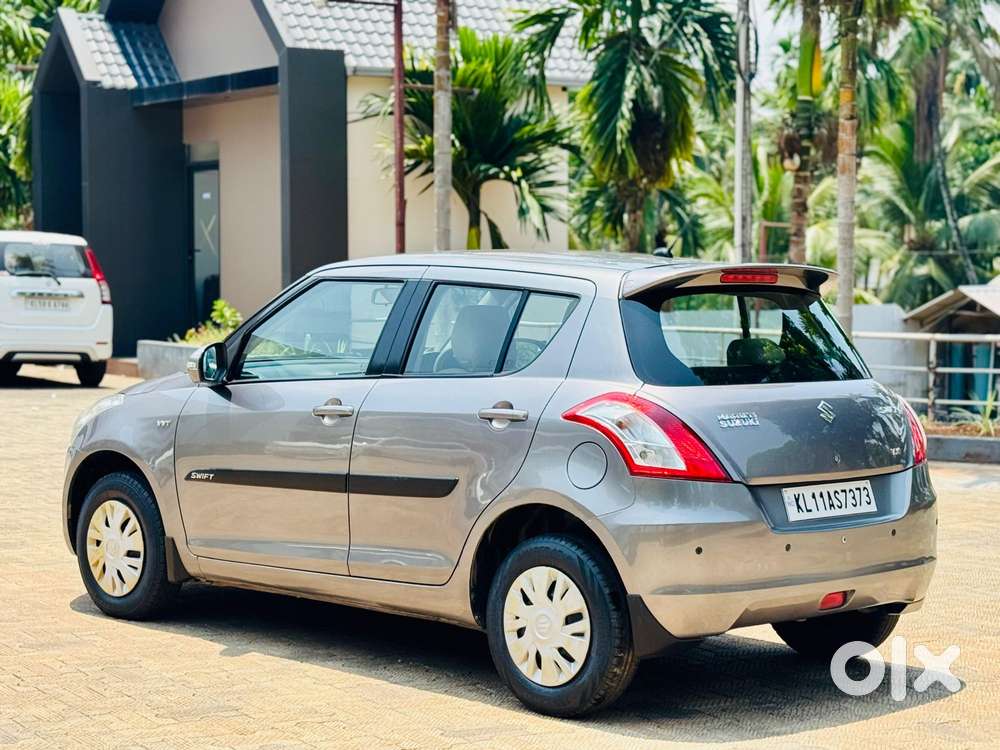 Maruti Suzuki Swift 2011-2014 Vxi, 2013, Petrol