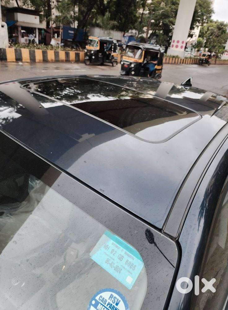 Hyundai New I20 1.2 Asta (o) Mt Dual Tone, 2024, Petrol