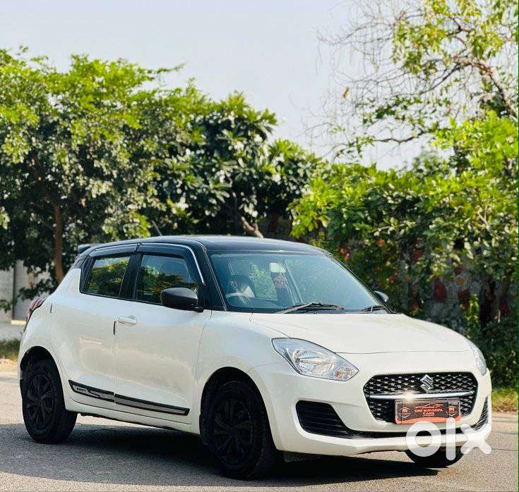 Maruti Suzuki Swift 1.2 Lxi (o), 2021, Petrol