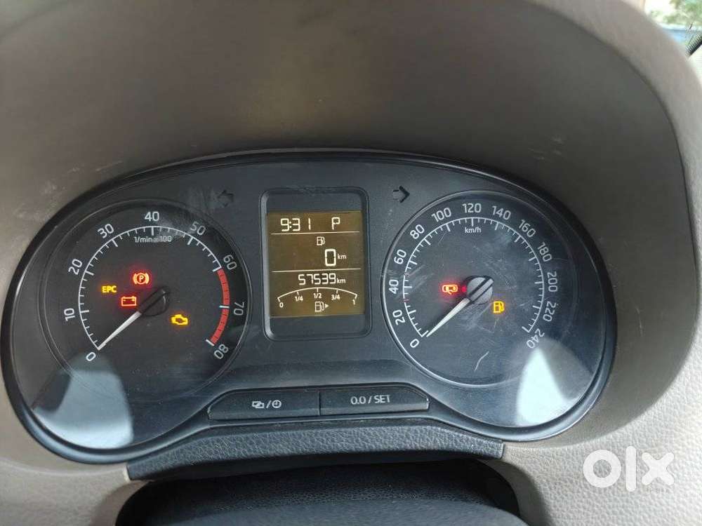 Skoda Rapid 2013-2016 1.6 Mpi At Elegance, 2014, Petrol