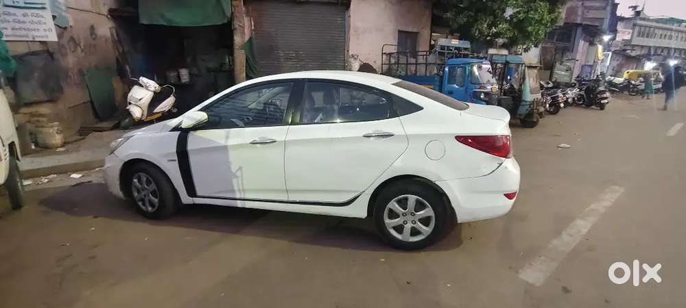 Hyundai Verna 1.6 Crdi 2012