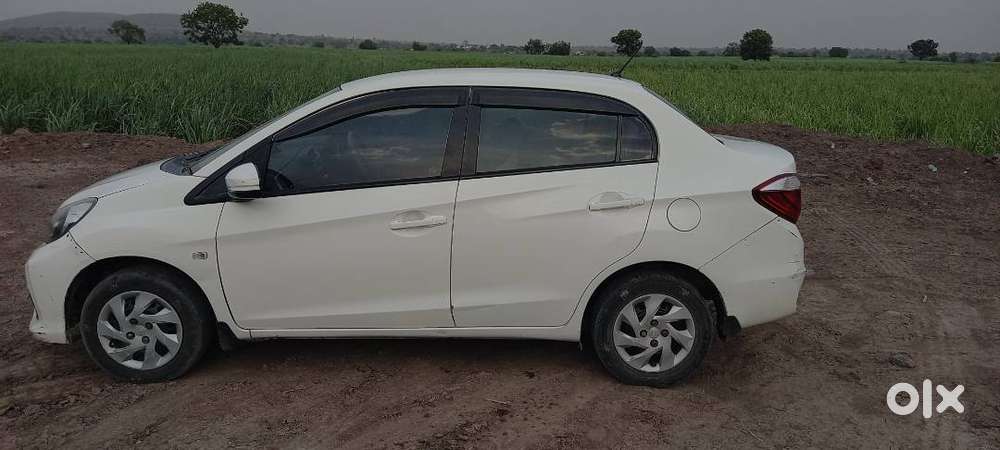 Honda Amaze 2016