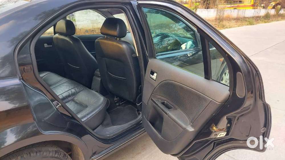 Ford Mondeo 2.0 Ghia Duratec, 2001, Petrol