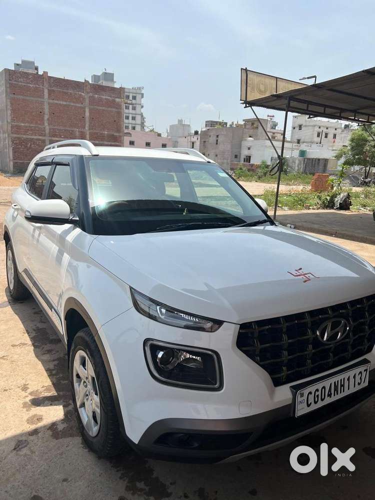Hyundai Petrol Manual 2021