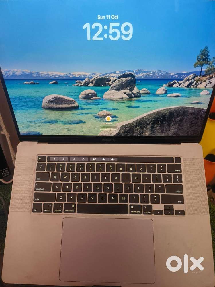 Macbook Pro 16Inch i7_Urgent Sale
