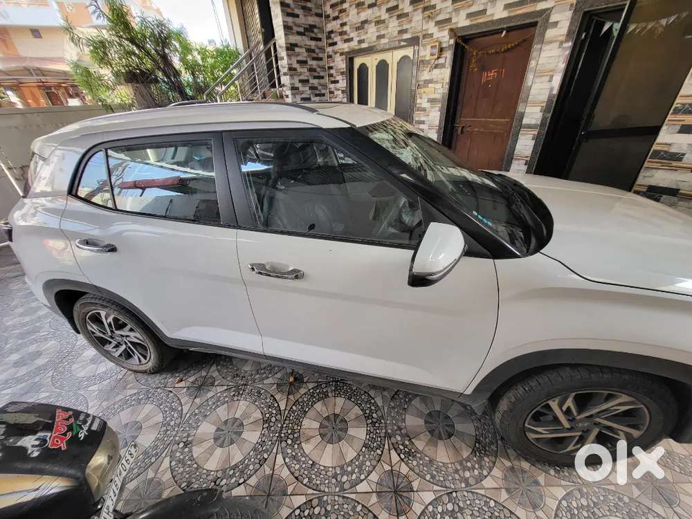 Sx Model With Panroamic Sunroof