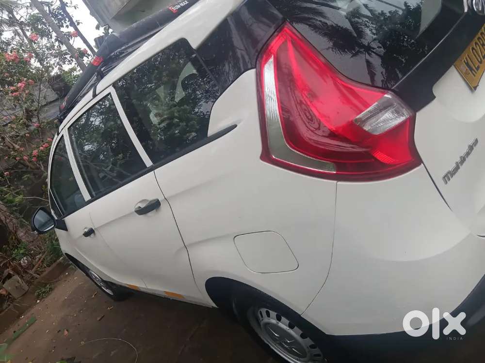 Mahindra Marazzo 2021 Diesel Manual