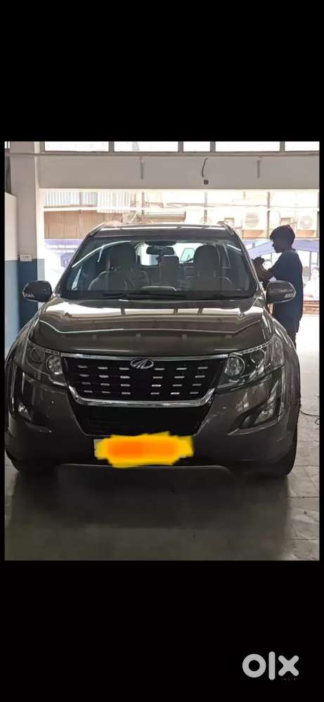 Xuv 500 At Fully Loaded Top Model