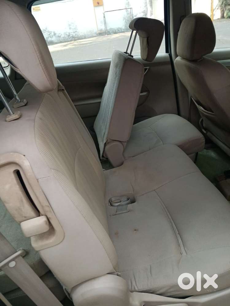 Maruti Suzuki Ertiga Vxi, 2016, Petrol